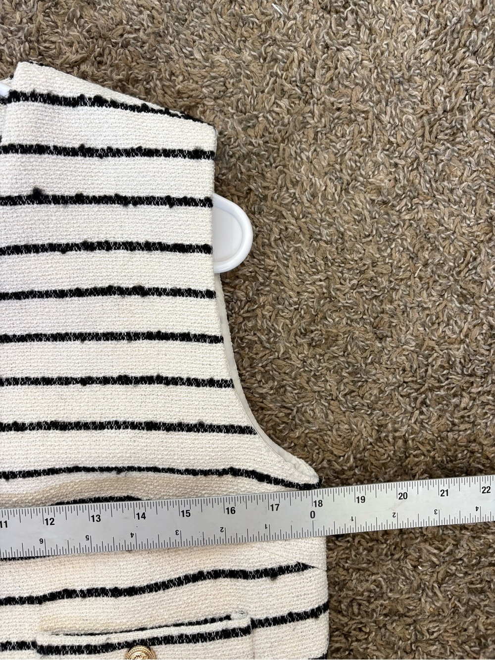 H&M Women's Bouclé Vest | Trendy White‎ Striped Vest Waistcoat | Size: S Pockets - Picture 8 of 9